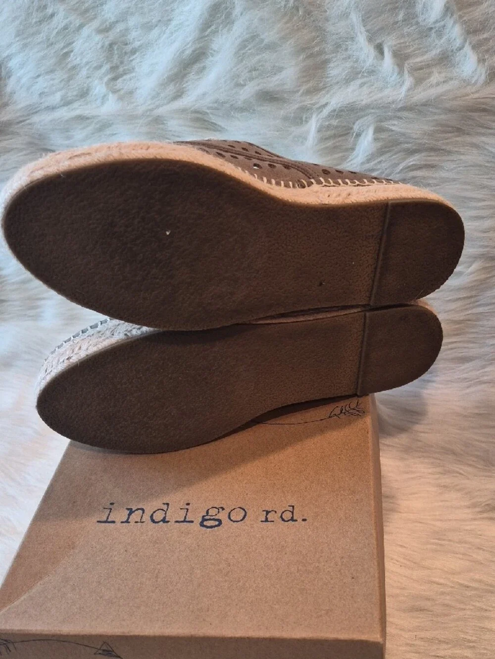 Indigo Taupe Perforated Platform Espadrille Slip-Ons SZ 8